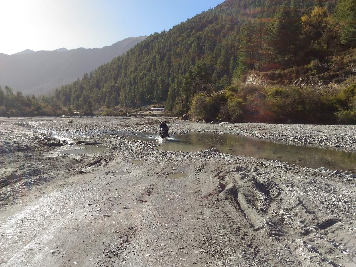 river crossing to Jomsom